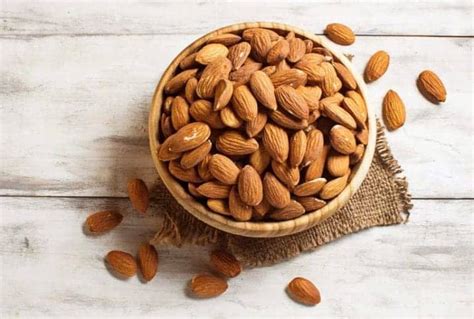 13 Top Raw Almonds Nutrition Benefits