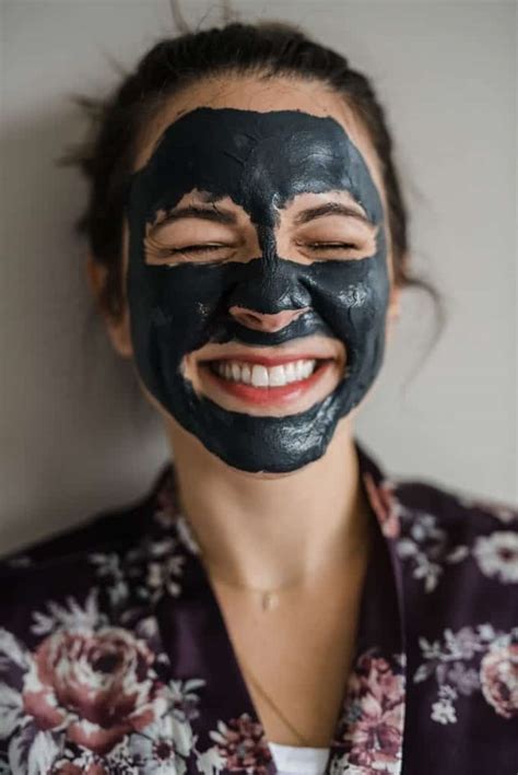 Charcoal Mask Review & The Charcoal Masks & Scrubs I Like