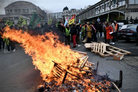 Striking French workers lead 1 million people in protest over plans to ...