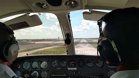 Cessna 402 Landing in KSTL (Cockpit View) - YouTube