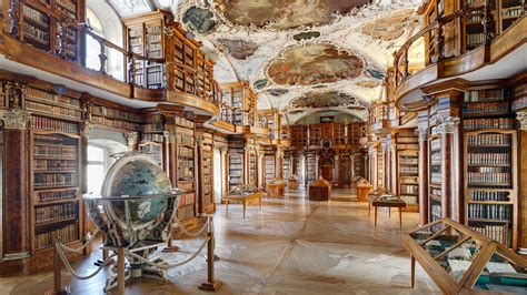 Abbey Library St. Gallen 📕📚 - Bodensee Trips & Tours