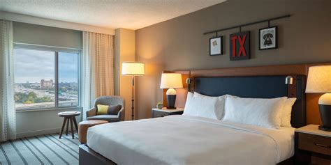 Renaissance Dallas Richardson Hotel | Discover Renaissance Hotels