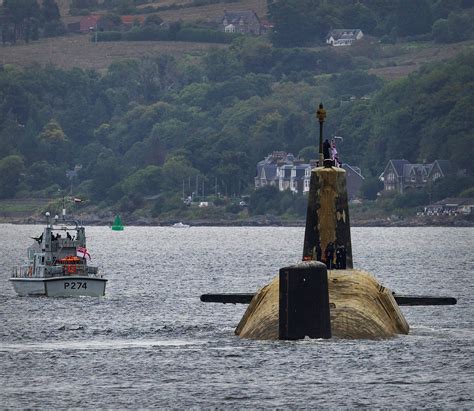 Vanguard class submarine returning to Faslane after 6 month patrol : r/submarines