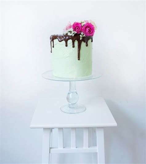 The Hottest Wedding Trend: 17 Sweet And Fun Color Drip Wedding Cakes - Weddingomania