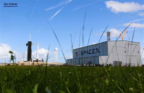 NASA SpaceX Crew-5 New Falcon 9 Rocket Poised for Liftoff to Space Station: Prelaunch Photos ...