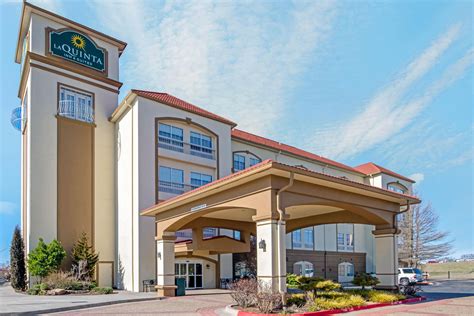 La Quinta Inn & Suites by Wyndham Oklahoma City - Moore | Moore, OK Hotels