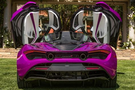 Special McLaren 720S is in the pink - car and motoring news by CompleteCar.ie