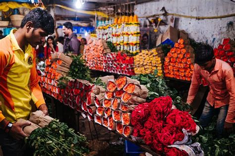 Top 10 Traditional Markets in India You Have To Explore - Tusk Travel Blog