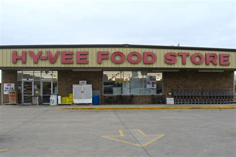 Hy-Vee Food Store (Bedford, Iowa) | Iowa Backroads