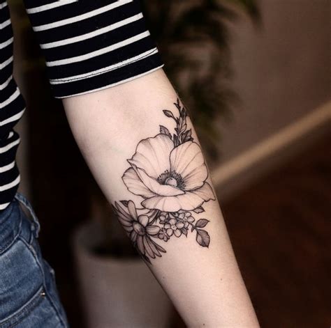 Poppy flower by Diana Severinenko | Tattoos, Body art tattoos, Trendy tattoos