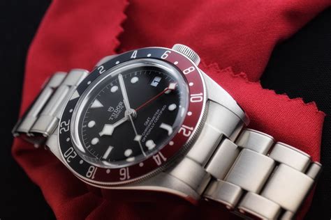 REVIEW: Tudor Black Bay GMT