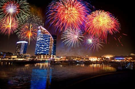 Best Places to Watch New Year's Eve Fireworks in Dubai 2023/2024