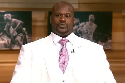 Shaq Wore a Breathtaking White Three-Piece Suit on TNT Last Night ...