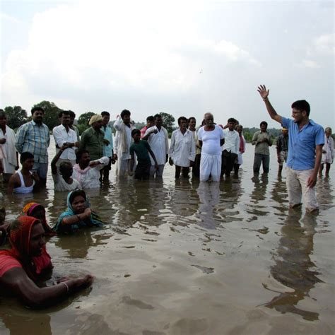 Protest 'Jal Satyagraha' against the Indira Sagar Project