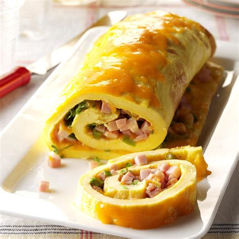 Ham 'n' Cheese Omelet Roll Recipe | Taste of Home