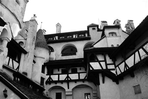 Bran Castle Tour: Debunking the Dracula Myth - Grumpy Camel