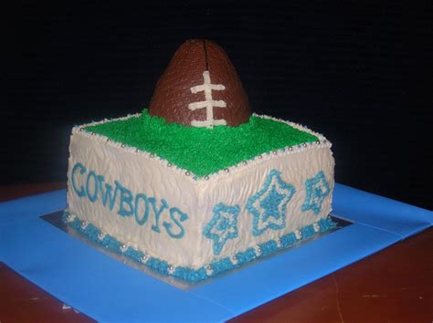 Cowboy's Football - CakeCentral.com