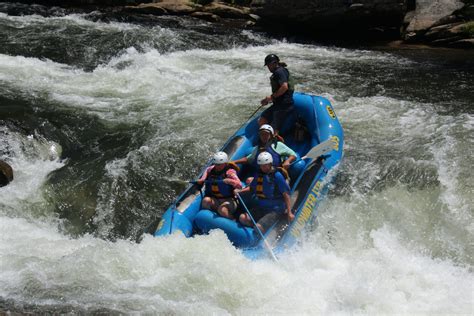 Wildwater Rafting on the Chattooga River - The Maritime Explorer