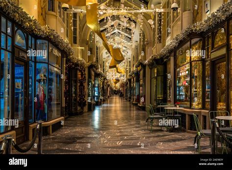 Burlington arcade christmas hi-res stock photography and images - Alamy