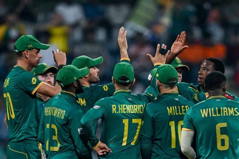 Van der Dussen says Proteas have grown closer through adversity | The ...