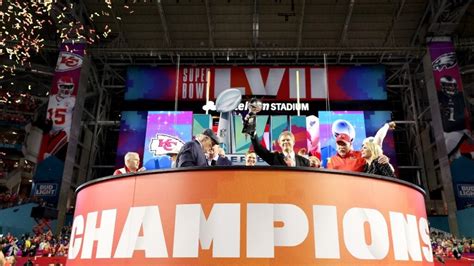 Super Bowl Delivers 113 Million Viewers on Fox