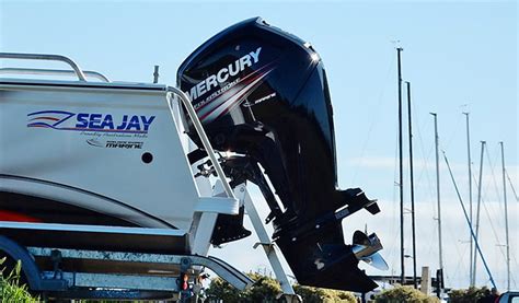 Tohatsu vs Mercury Outboard Motors - Which Motor is Right for You