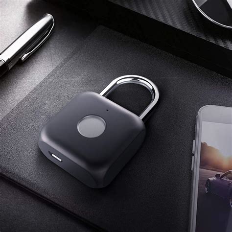 Fingerprint Padlock – eLinkSmart Keyless Biometric Lock » Petagadget