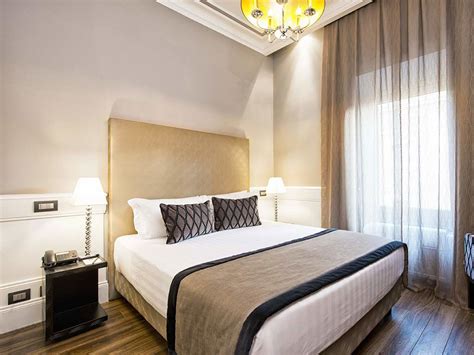 The Independent Suites and its Rooms at Roma Termini