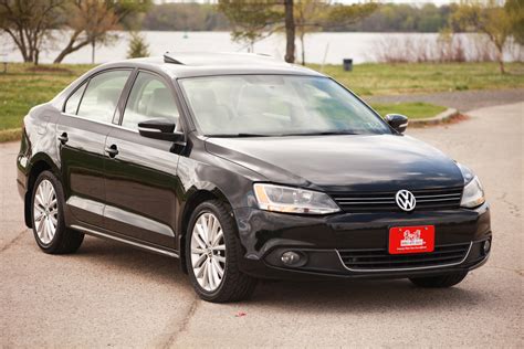 volksvagen-jetta-black (10 of 40) | Car Dealership in Philadelphia