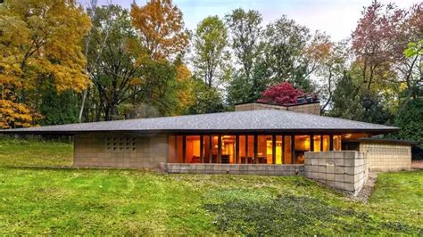 'Quintessential Usonian': Restored $445K Frank Lloyd Wright Home in MI