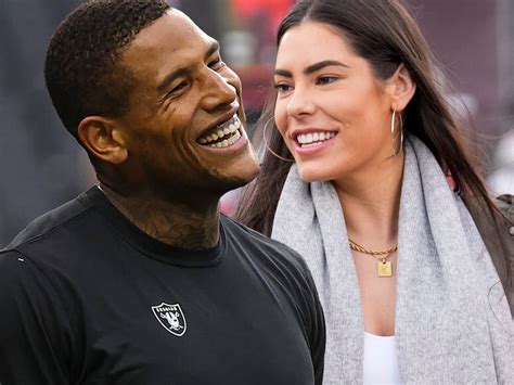 Raiders Star Darren Waller Marries WNBA Champion Kelsey Plum