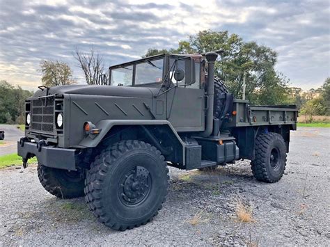 low miles 1991 BMY M931 A2 5 Ton Bobbed Military truck for sale