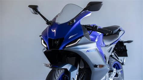 2023 Yamaha R125 Is the Ultimate Starter Weapon, Now With Redesigned Body and Updated Tech ...