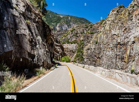 Kings Canyon Scenic Byway, Highway 180, Kings Canyon National Park, Southern Sierra Nevada ...