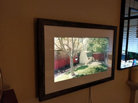 Shoot-And-Forget Digital Photo Frame | Hackaday