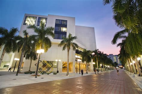 Miami Dade College - Wolfson Campus | Miami dade college, Miami fl, Miami