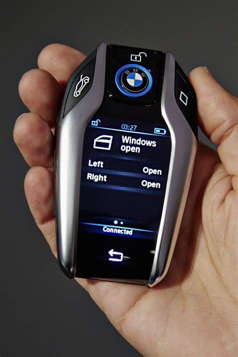 The new BMW Key fob with display | Bmw key, Bmw, New bmw