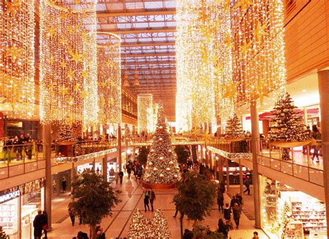 Lovely Christmas decorations at a mall in Berlin. Solar Led Lights ...