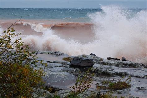 Storms batter Lake Superior's north shore | MPR News