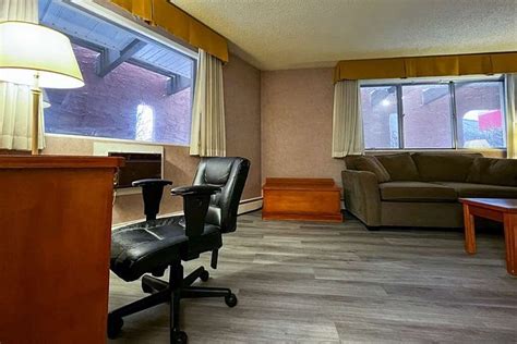 ECONO LODGE MOTEL VILLAGE desde $1,246 (Calgary, Canadá) - opiniones y ...