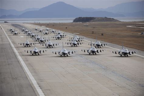 Wing F-16 pilots join Kunsan AB Airmen in display of power with ...