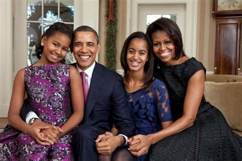 pictures of the obama family for free download | Christmas to Send | Michelle Obama Pictures ...