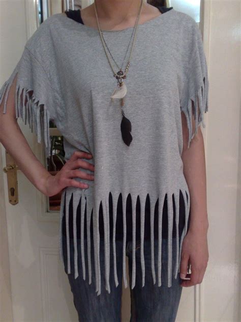 Easy Ways To Put Your Hair Up ~ T Shirt Recon (fringes) · How To Make A Fringed Top · How To By ...