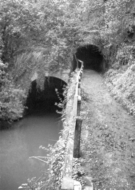 Shrewley. Grand Union Canal tunnel - Our Warwickshire