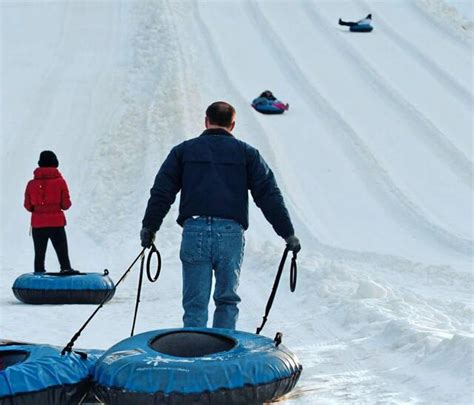 4636469_web1_WEB-snow-tubing