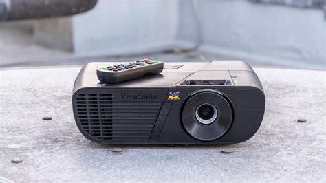 The 5 Best Outdoor Projector for Your Home Theater 2024 - Jaxtr