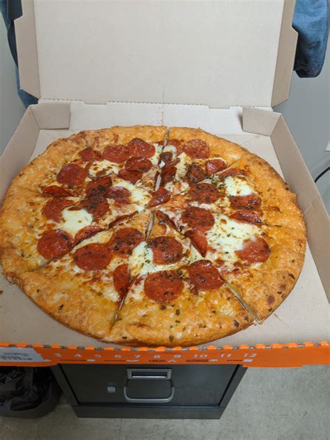 Fast Food Review: Little Caesars Pepperoni Cheeser! Cheeser! – Fancy Boys Club