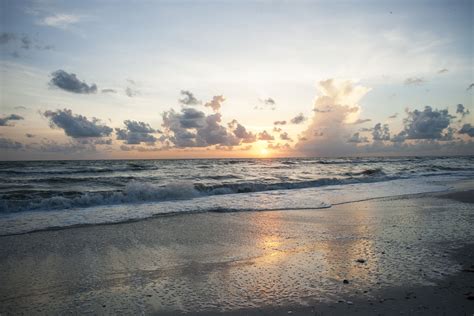 Barefoot Beach, Florida Sunset | Best family beaches, Barefoot beach ...