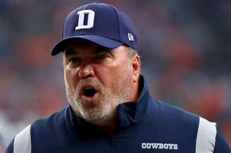 Cowboys' Mike McCarthy having surgery, expects to coach vs. Eagles