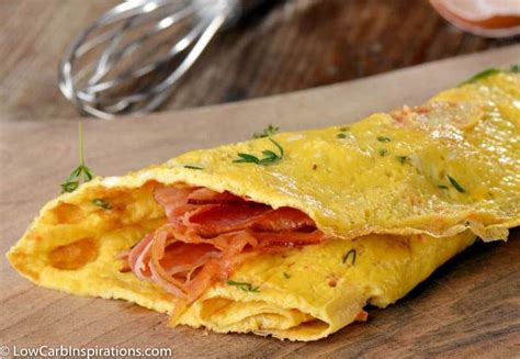 The Best Keto Bacon and Cheese Omelette (Insanely Easy and Delicious) - Low Carb Inspirations